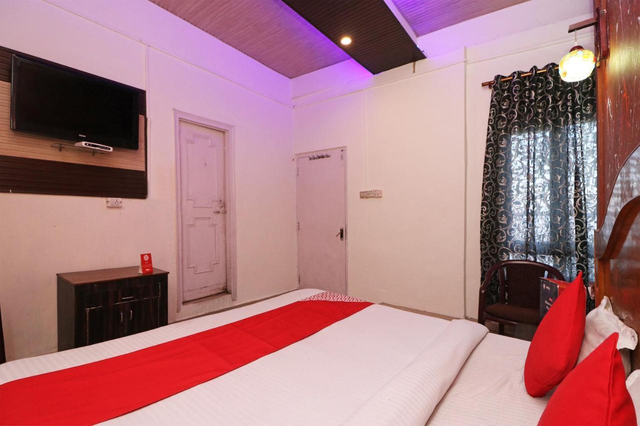 Oyo 74116 Hotel Feel Good Puri Esterno foto