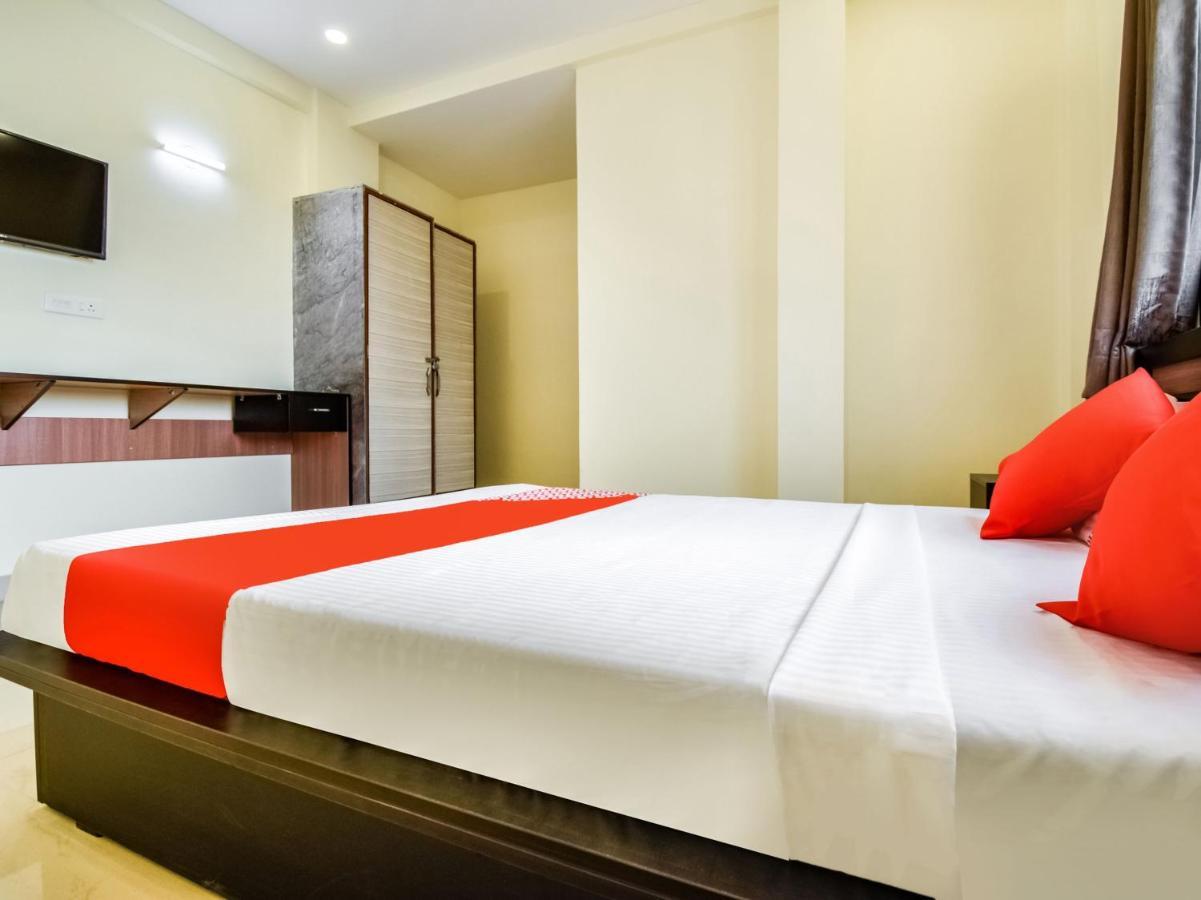 Oyo 74116 Hotel Feel Good Puri Esterno foto